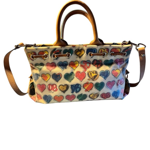 Donney and Bourke PU CRAYON handbag EUC. Versatile styling, fine craftsmanship. - Picture 10 of 11